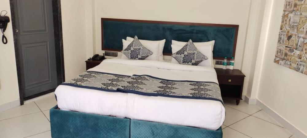 فندق Traavista Aravali Mahal أُودايبور المظهر الخارجي الصورة
